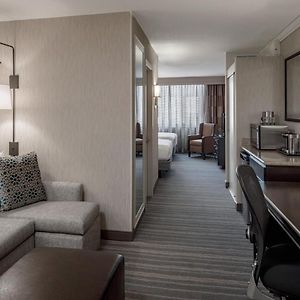 Doubletree Suites By Hilton Minneapolis Downtown